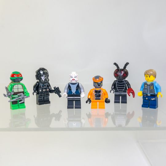 Massive hotsell minifigure lot