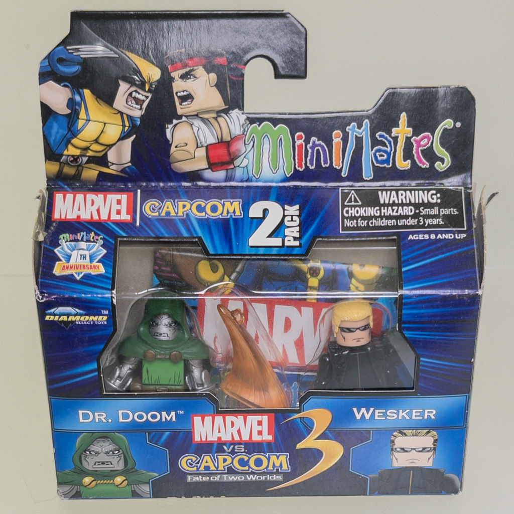 Diamond Select - Marvel vs Capcom MiniMates - DR.DOOM & WESKER *NON-MINT*