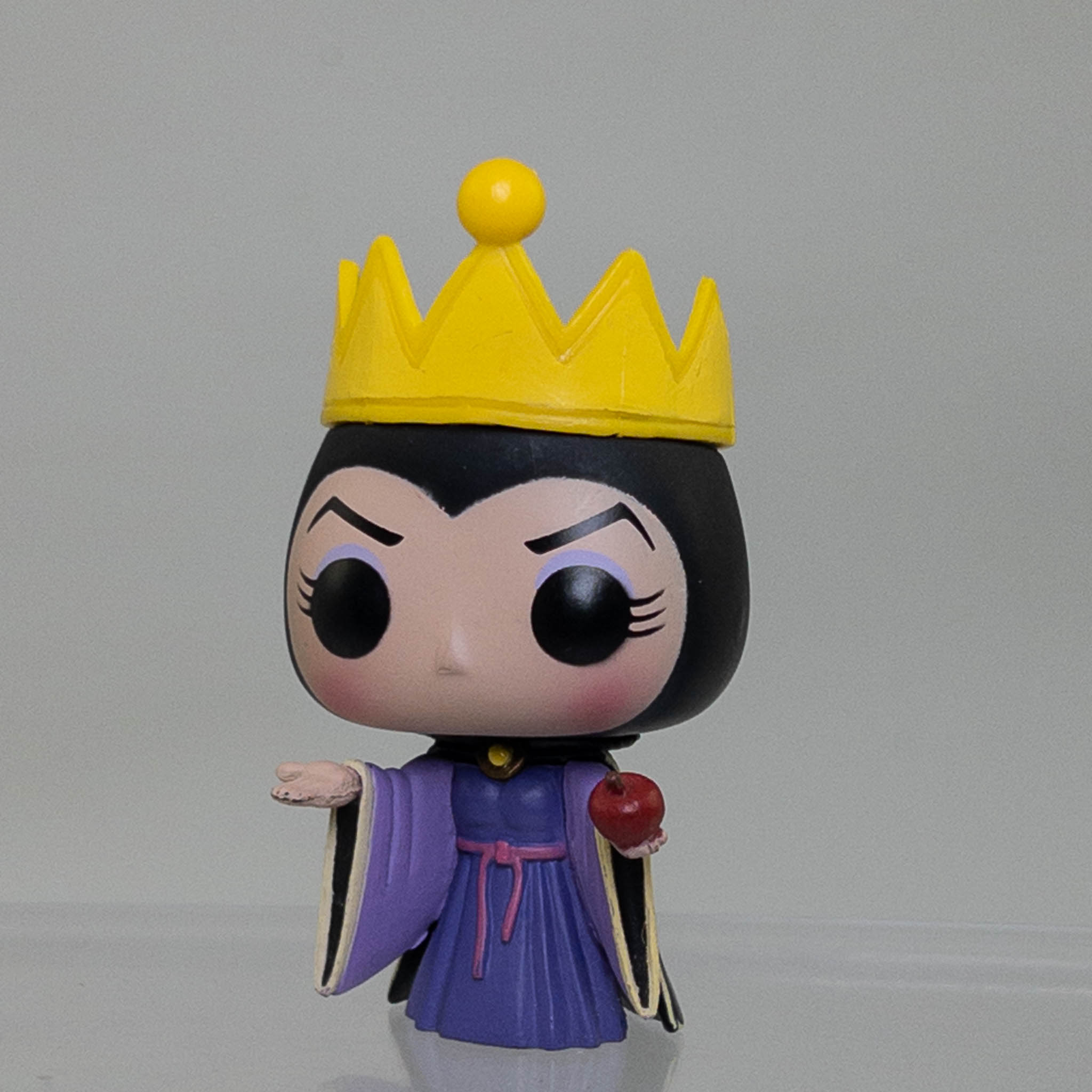 Funko pop outlet mini two set Snow White and the evil Queen w protector